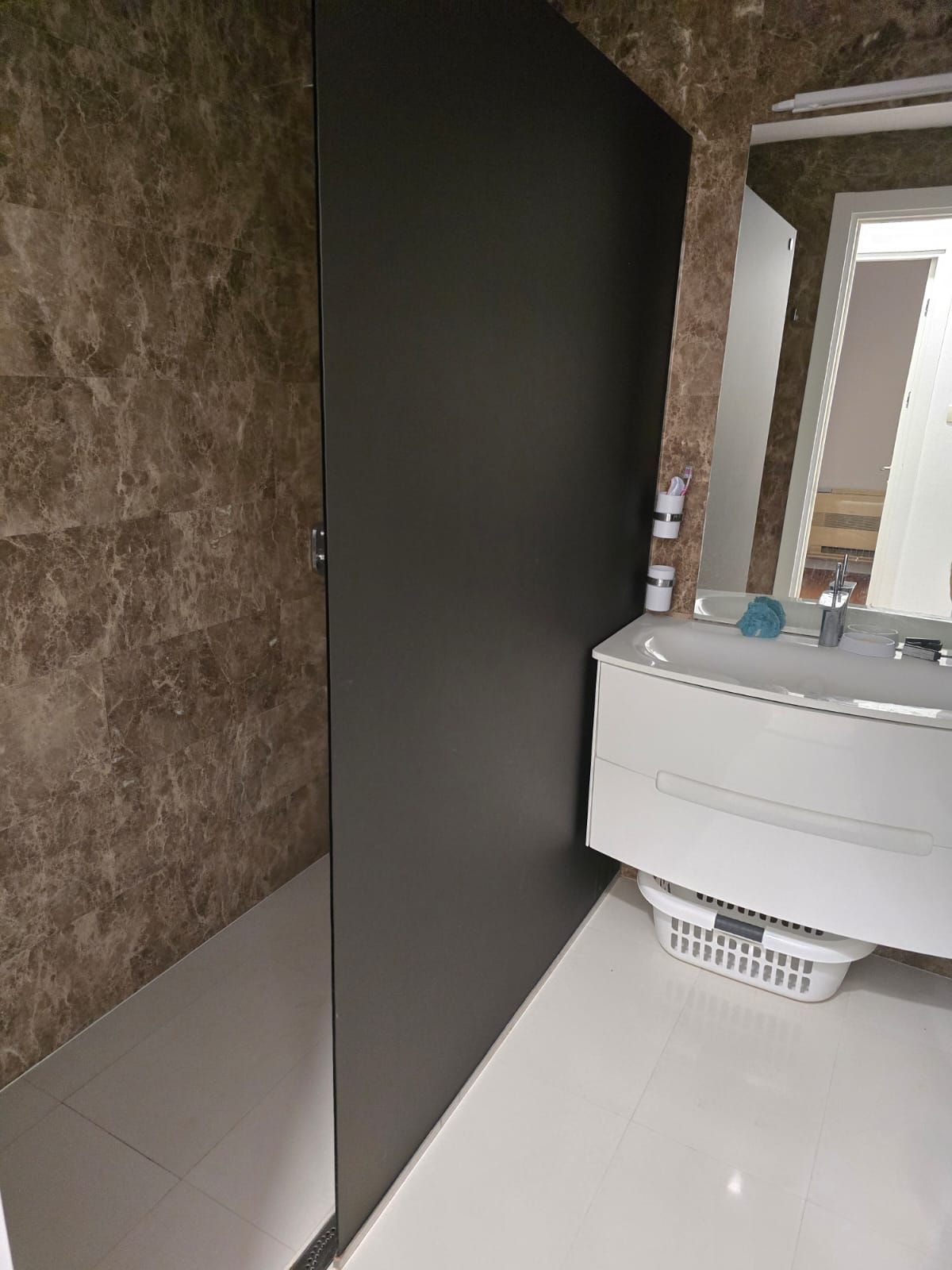 5b11c7c6-7853-4121-a197-25cfe21d782b Dvosoban stan 104 m² – Budva — fotografija 15