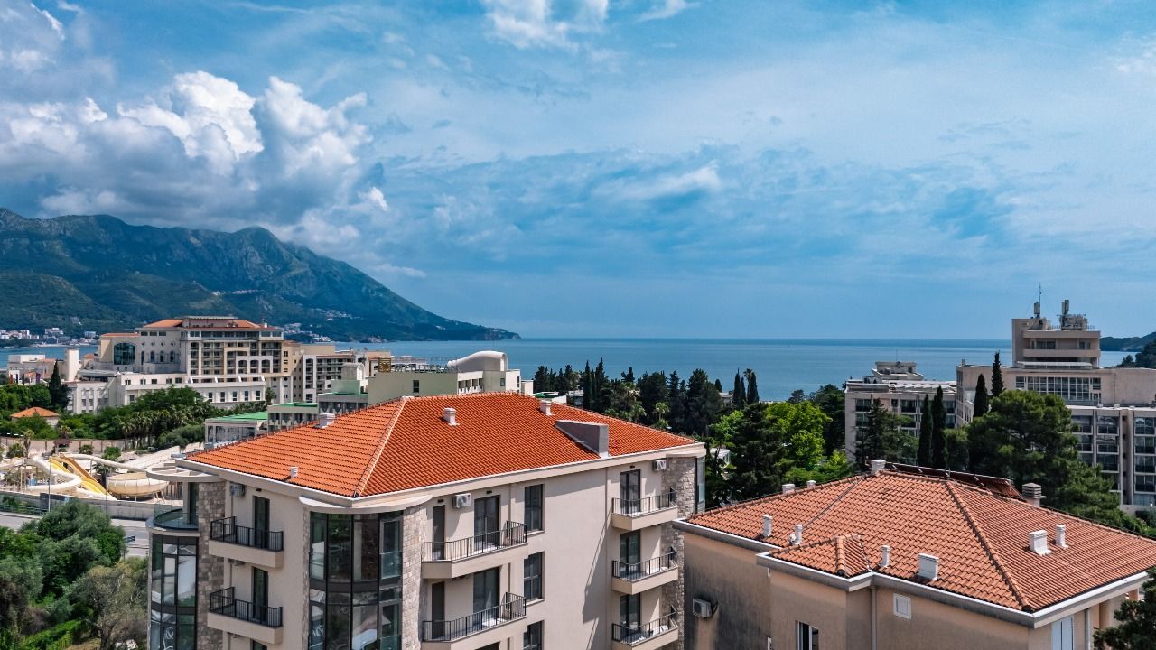 Trosoban stan 135 m² – Bečići, Budva — fotografija 3