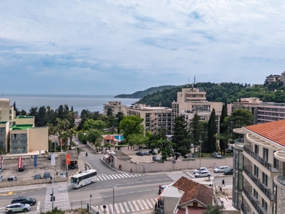 Dvosoban stan 94.85m² sa pogledom na more u ekskluzivnom kompleksu u izgradnji, na atraktivnoj lokaciji – Bečići
