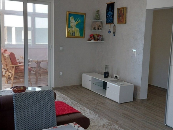 Dvosoban stan 74 m² za izdavanje u naselju Tomba, Bar (NA DUZI PERIOD)