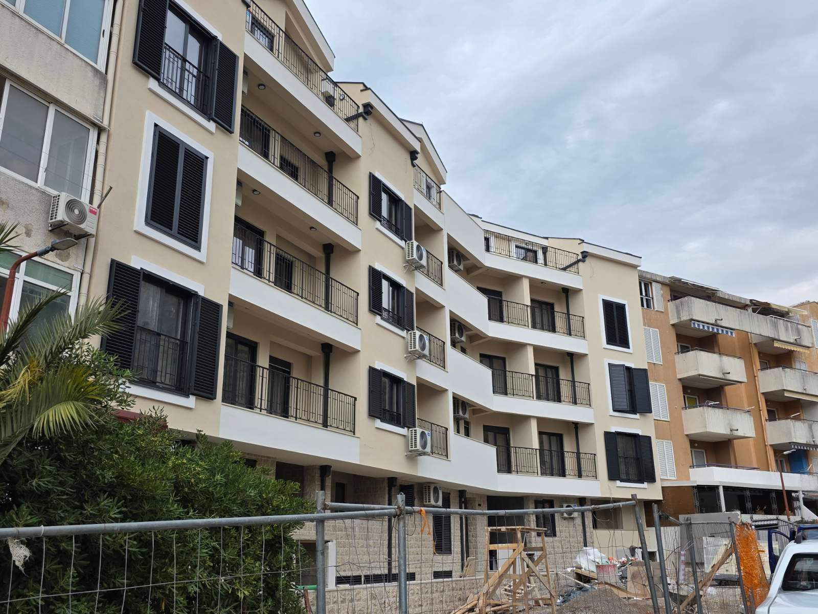 f2bd3f2f-b72d-4d18-be4a-f339fdc42184 Dvosoban stan 71 m² – Budva — fotografija 11