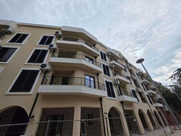 Dvosoban stan 71 m² – Budva — fotografija 12