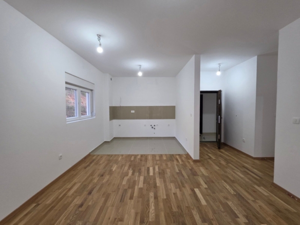 Prodaja Jednosobnog stana 46m² u Novoj Zgradi u Bečićima – Bez 3% Poreza!