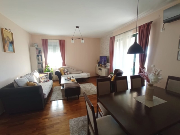 Trosoban stan 101 m² – Kavač, Kotor
