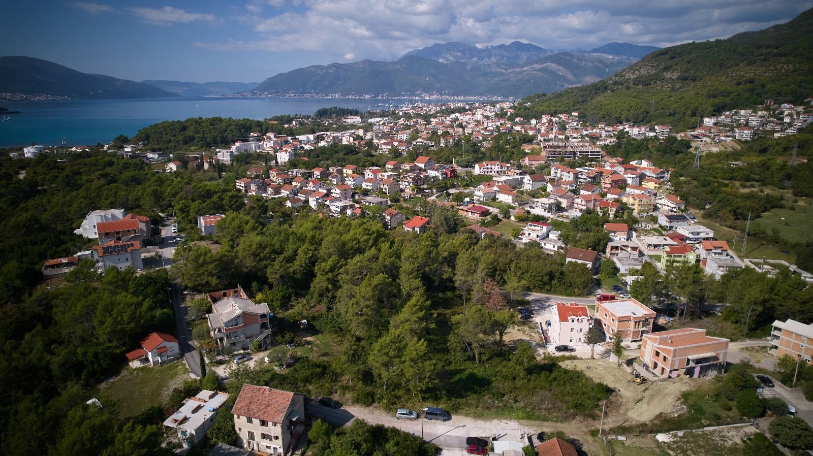 f1866881-b7cf-4f0a-9b85-5bc6bd22968e Plac 1.983 m² – Tivat — fotografija 4