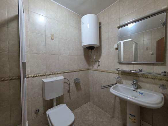 Trosoban stan 94 m² – Rozino, Budva — fotografija 15