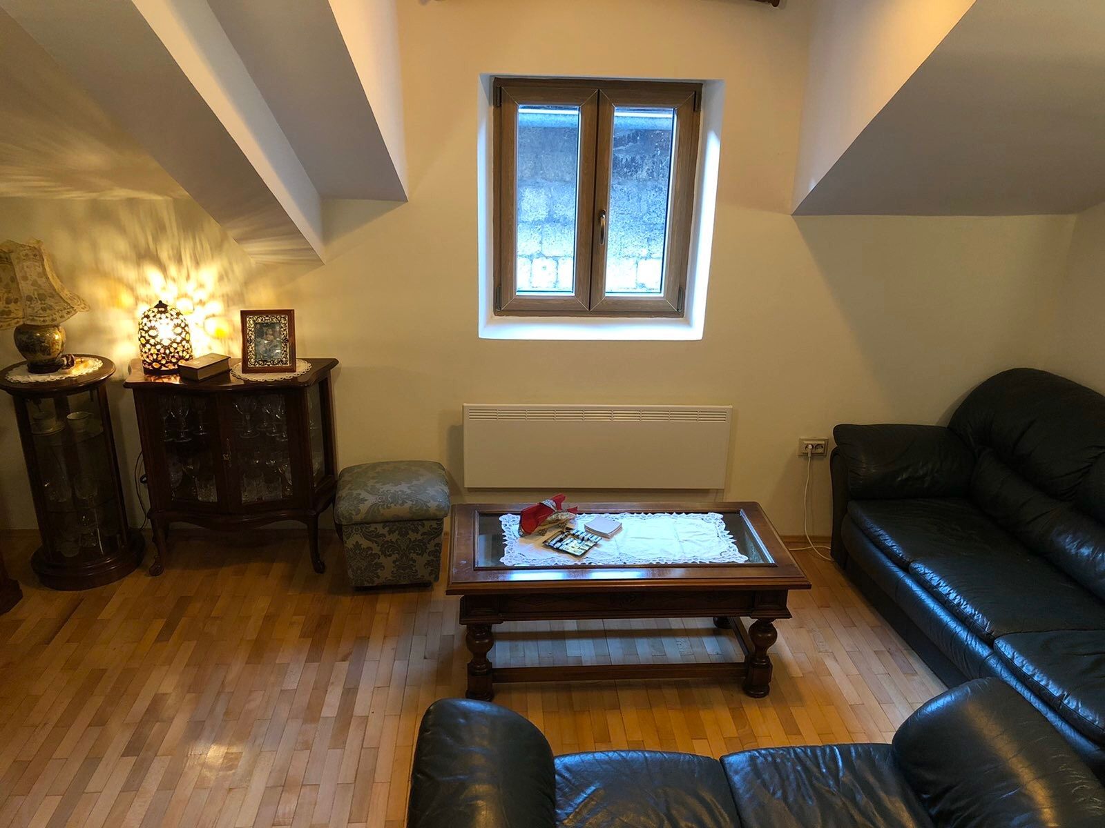 36d3d3ca-5b82-4dcf-a787-67205d645901 Dvosoban stan 50 m² – Kotor — fotografija 3