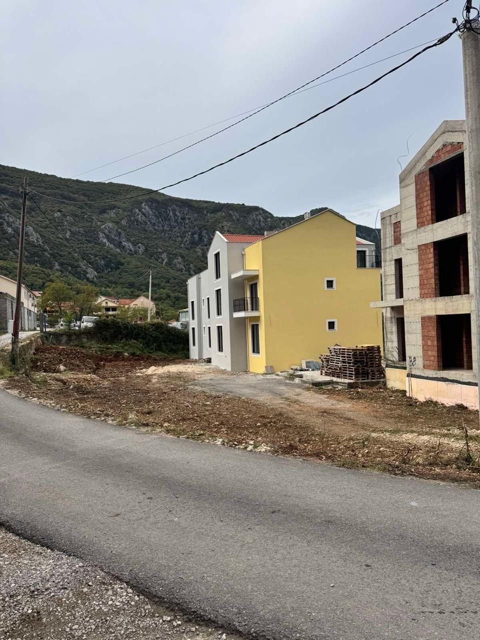 Trosoban stan 94 m² – Škaljari, Kotor — fotografija 6