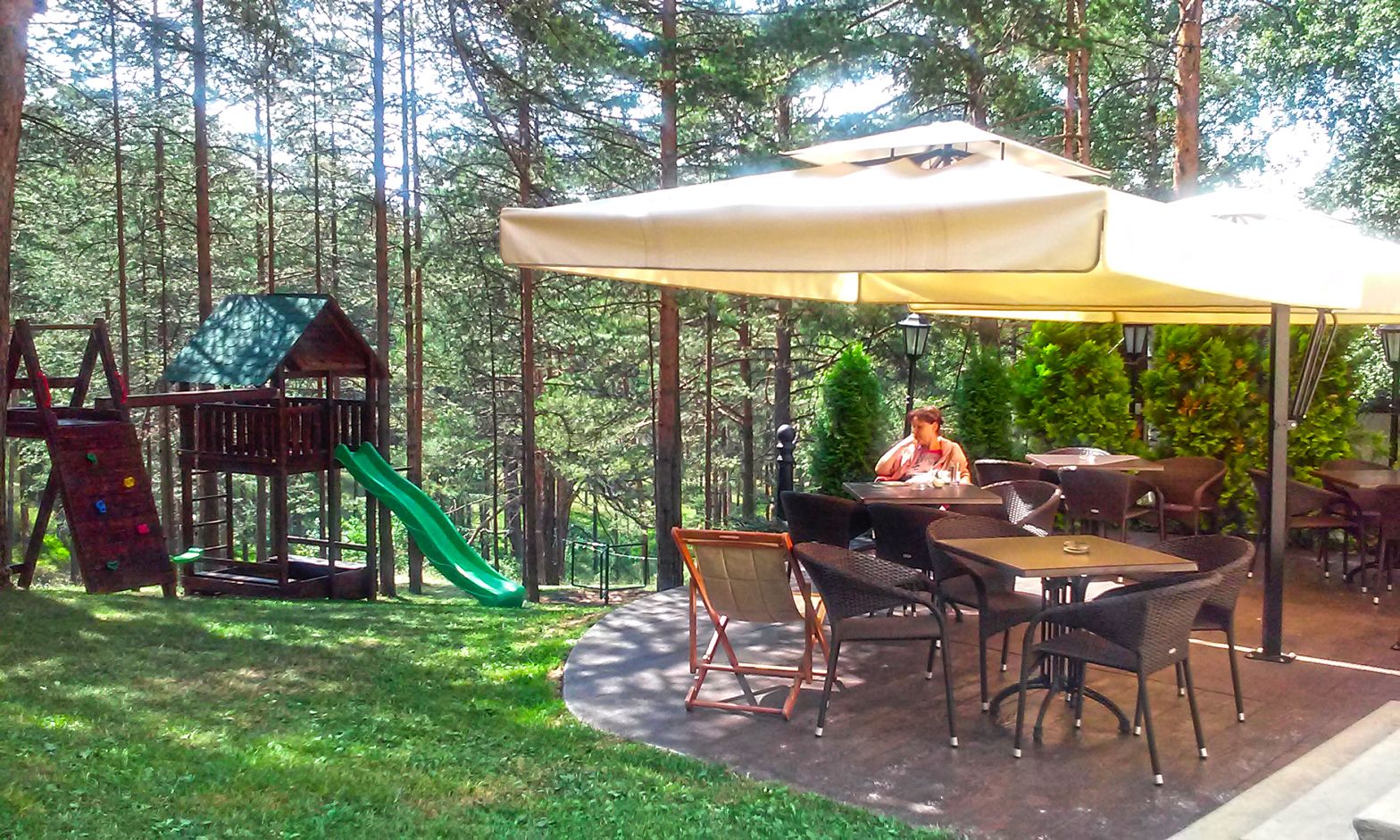 igraonica_napolju2-1 Poslovni prostor 768 m² – Zlatibor, Inostranstvo — fotografija 4