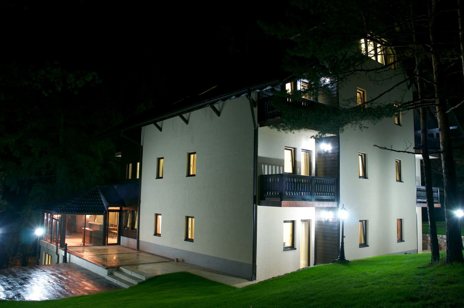 vila_pina_36 Poslovni prostor 768 m² – Zlatibor, Inostranstvo — fotografija 20