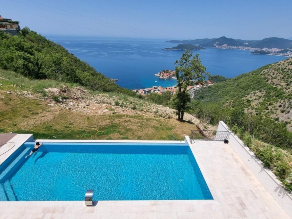Trosoban stan sa pogledom na more, Blizikuće, Budva — fotografija 5