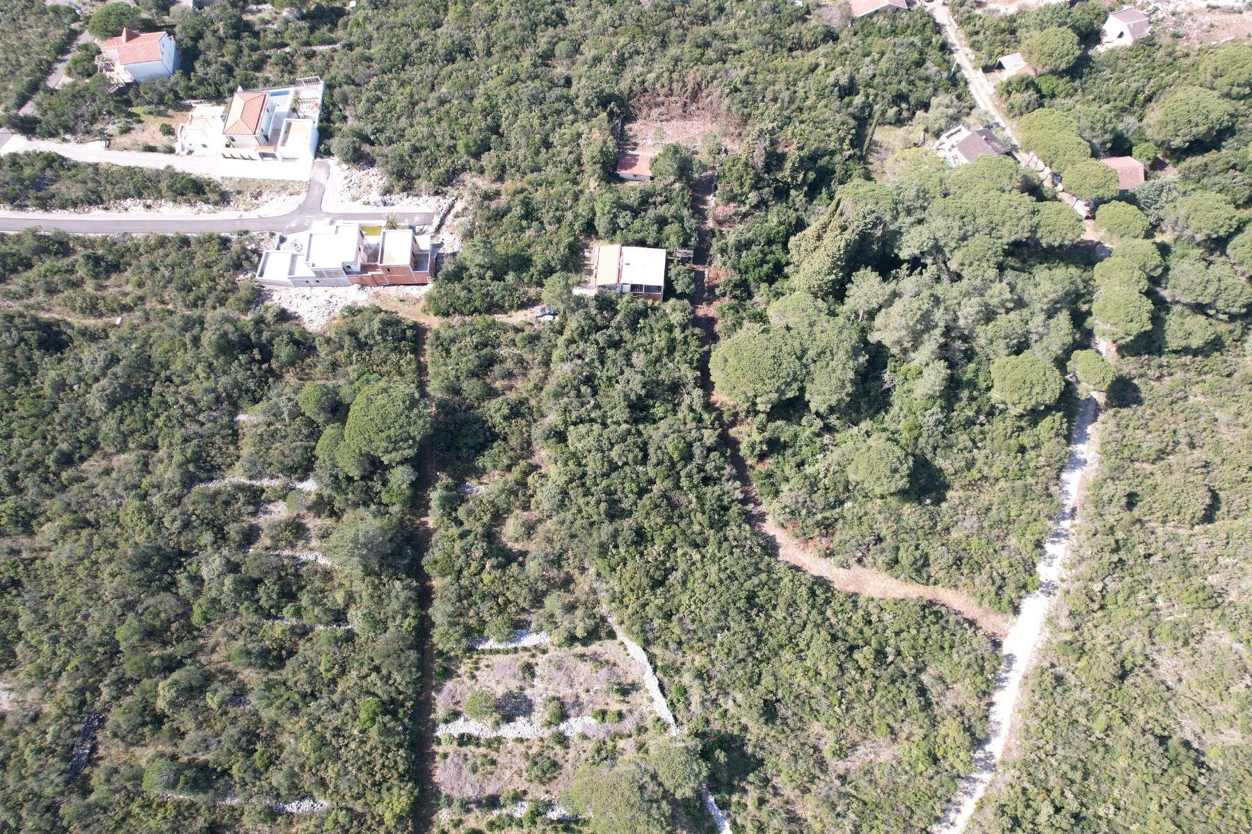 Urbanizovan plac u Zagori, Kotor — fotografija 5