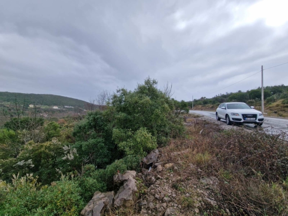 Plac u Višnjevu, opština Kotor — fotografija 4