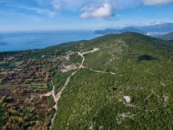 Prodaja urbanizovanog zemljista 5230m² – Zagora, Kotor
