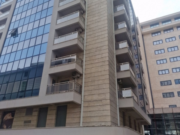 Izdavanje: Nekretnina 353 m² – Budva