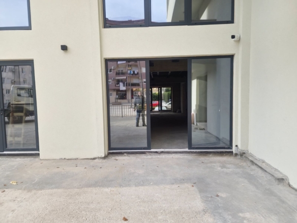 Izdavanje: Nekretnina 134 m² – Rozino, Budva — fotografija 3