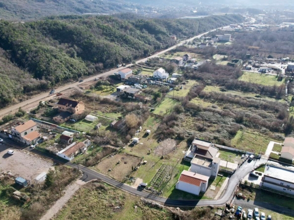 Plac 1.650 m² – Kovačko polje, Kotor