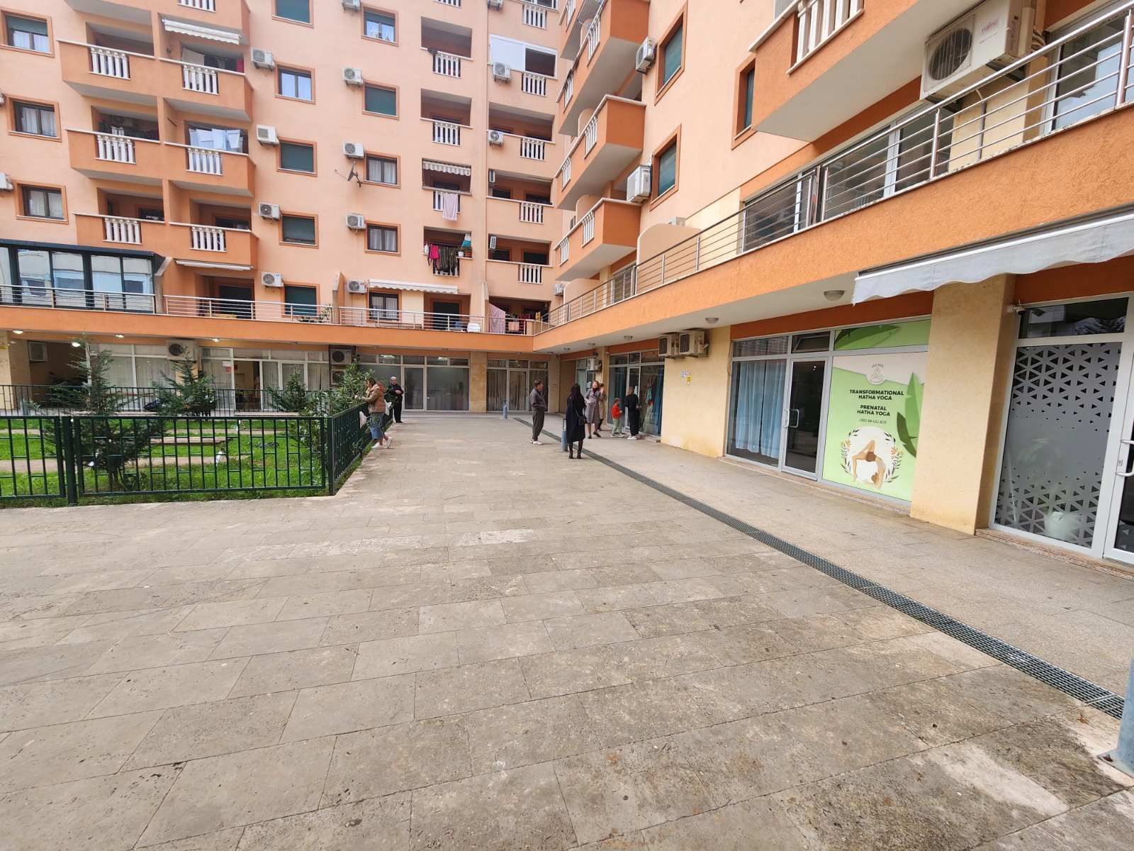 9cae6473-0523-4238-8fa7-224ea38e64fd Prodaja poslovnog prostora 39 m² na atraktivnoj lokaciji – Rozino, Budva