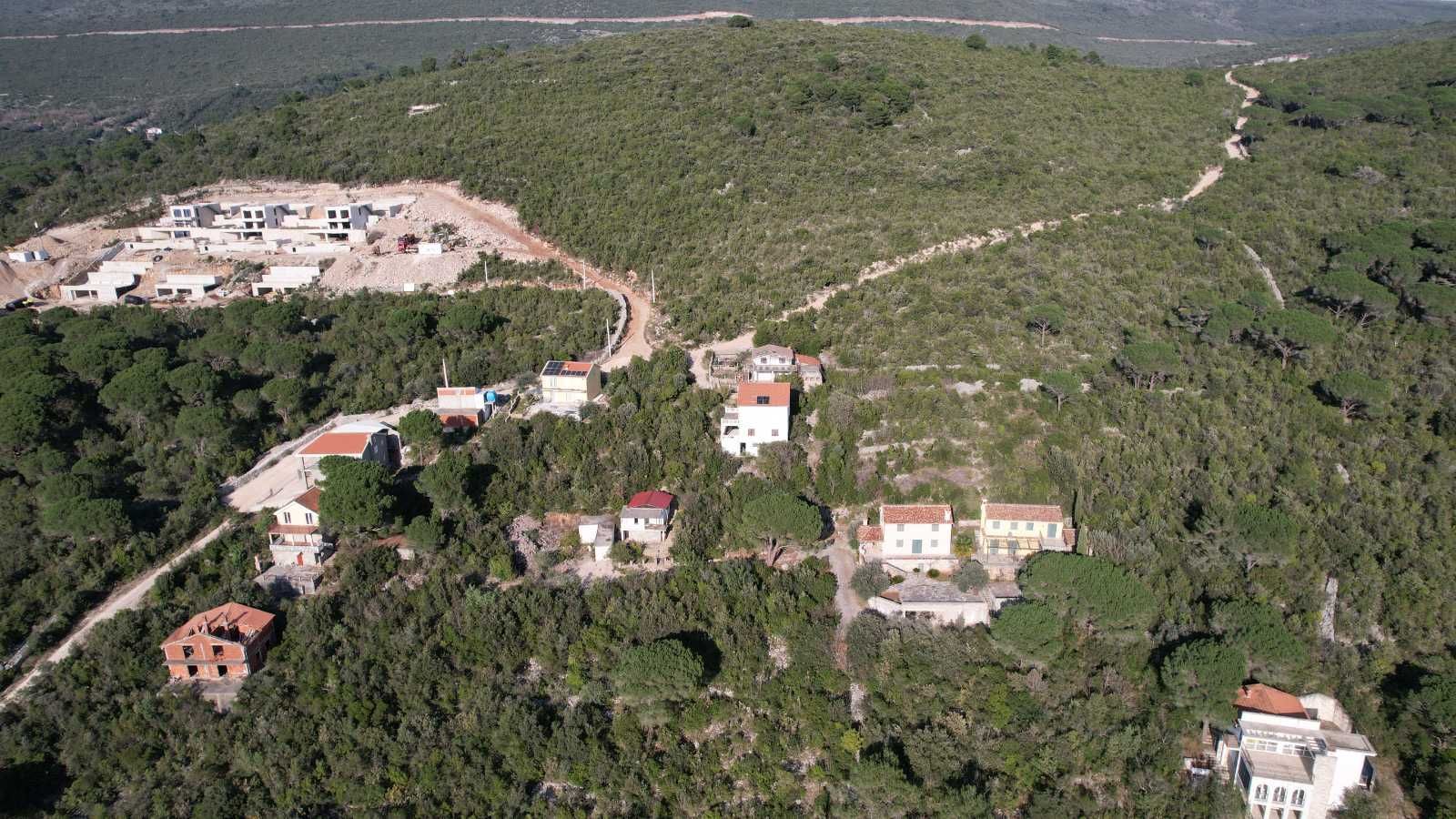 Urbanizovani plac u Mirištu, Herceg Novi — fotografija 9
