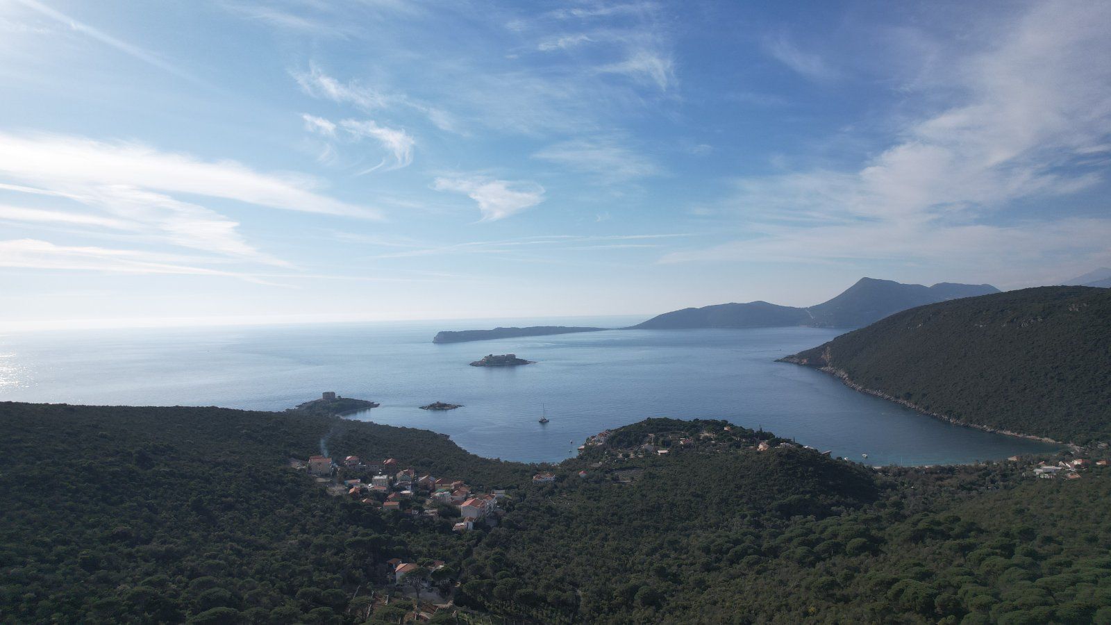 Urbanizovani plac u Mirištu, Herceg Novi — fotografija 11