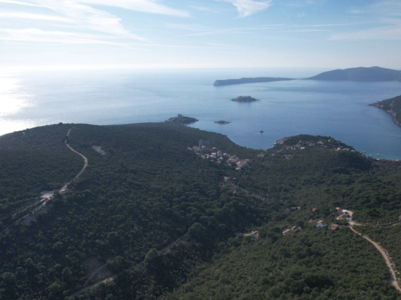 Urbanizovani plac u Mirištu, Herceg Novi — fotografija 21
