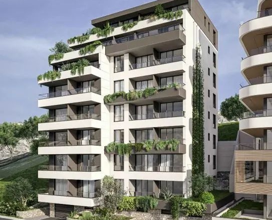 Dvosoban stan 68m² + 67m² gratis terasa u luksuznom kompleksu – Centar Budve, 150m od mora