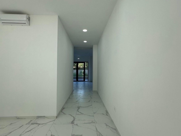 Poslovni prostor 50 m² u Seljanovu, Tivat — fotografija 6