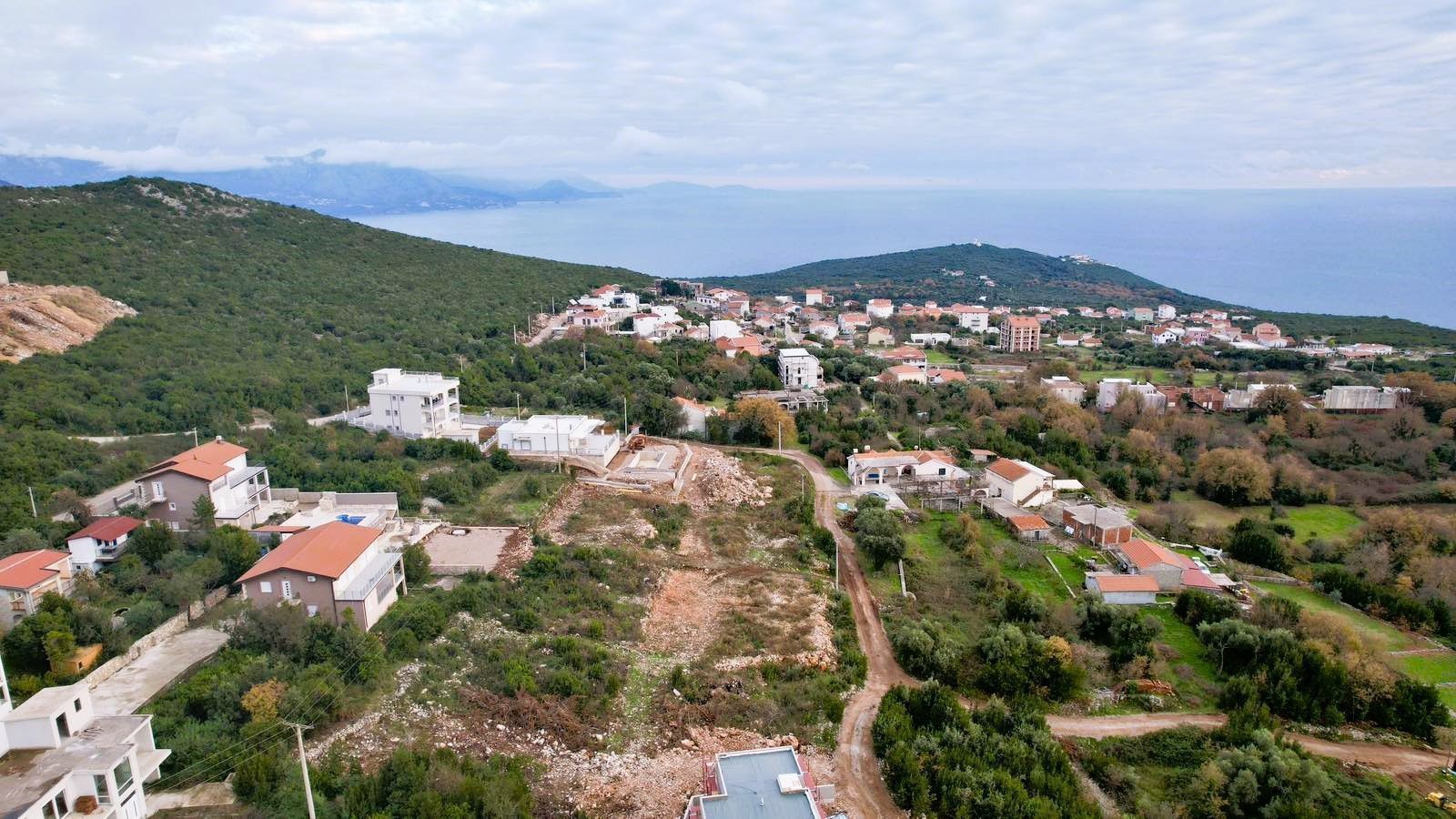 37b0e9c6-d12d-47d3-a584-a80ff3184595 Plac 1.150 m² – Krimovica, Kotor — fotografija 4