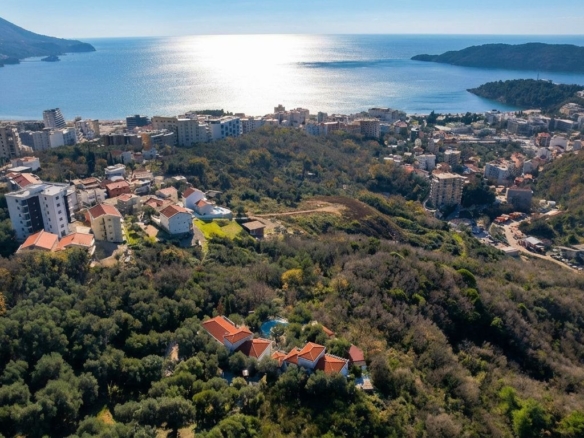 Plac 990 m² – Bečići, Budva — fotografija 5