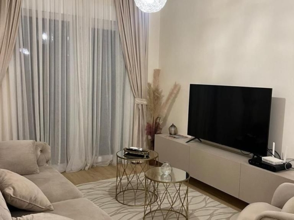 Prodaja dvosobnog stana 69 m² sa dva garazna mesta – The Old Bakery, Budva