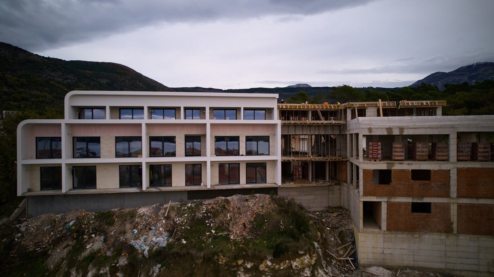 f30b4e48-8117-4cf5-a429-f3069398af8e Dvosoban stan 78 m² – Tivat — fotografija 4