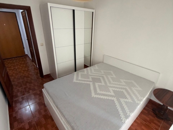 Namesten jednosoban stan 55m2 u Budvi (Na duzi period)