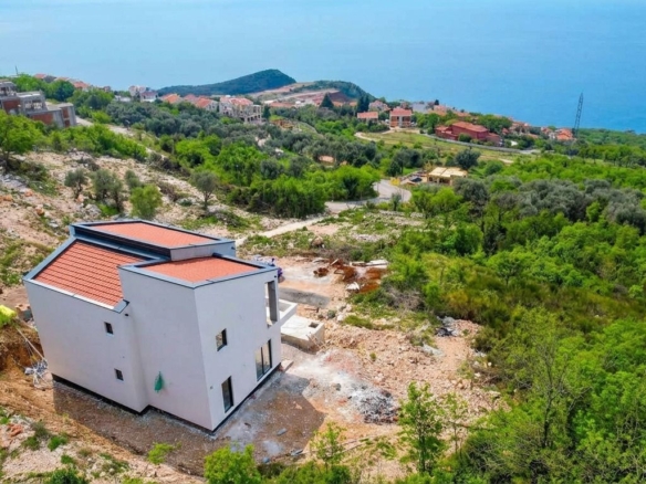 Luksuzna vila u izgradnji 290m² sa panoramskim pogledom na more – Blizikuće, Budva