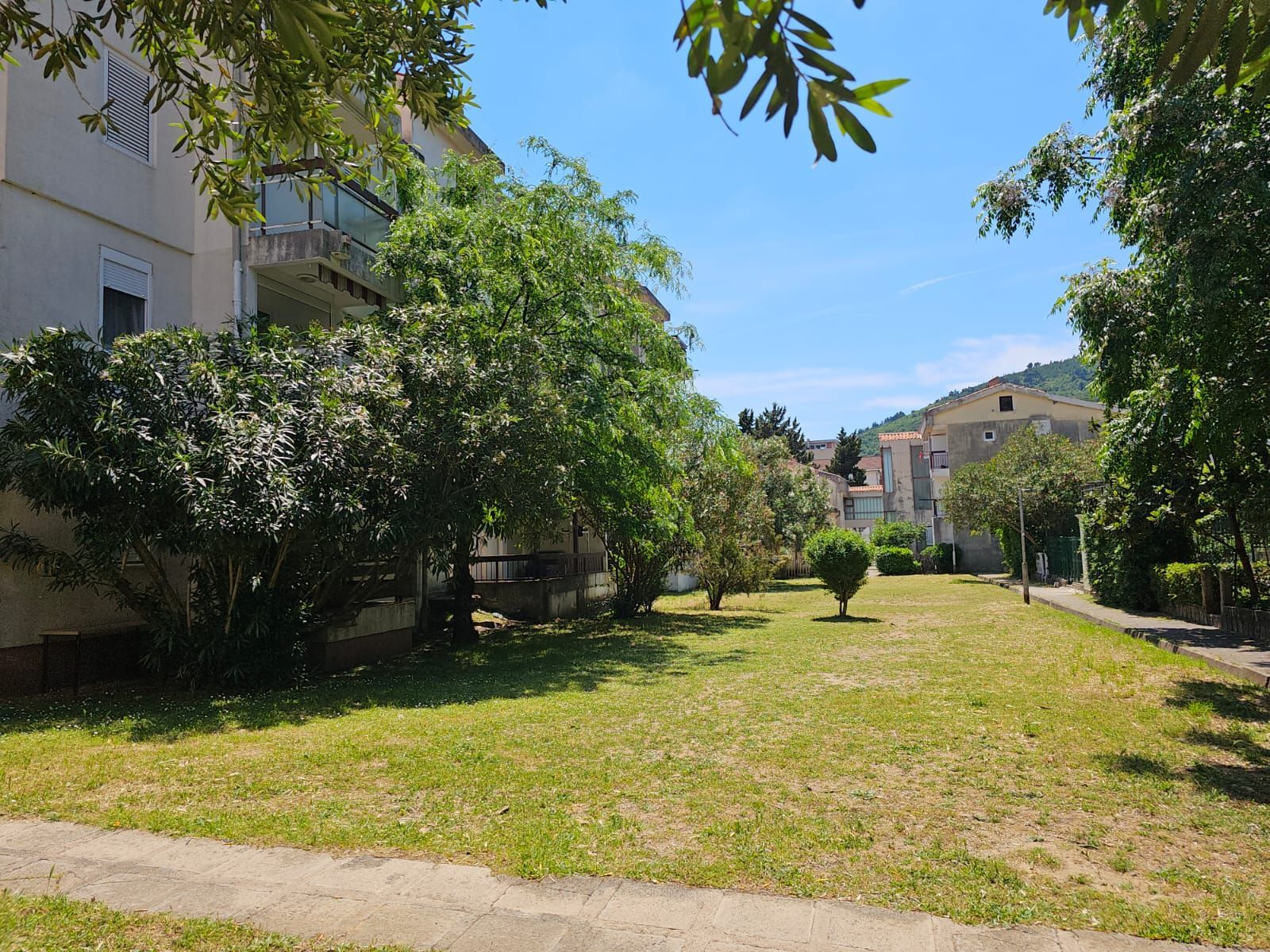 Dvosoban stan u Dubovici, Budva — fotografija 18