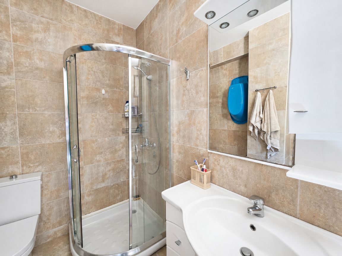 Dvosoban stan 68 m² – Rafailovići, Budva — fotografija 16