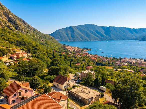 Plac 13.000 m² – Risan, Kotor — fotografija 2