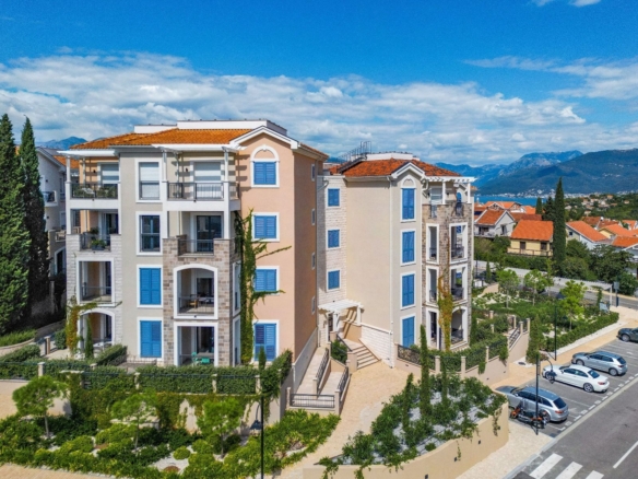 Ekskluzivan trosoban apartman 141.85m² – Luštica Bay, Centrale (fleksibilni uslovi plaćanja)