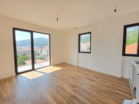 Prodaja dvosobnog stana 46,64 m² + terasa sa pogledom na more u novom kompleksu sa bazenom – Podkošljun, Budva