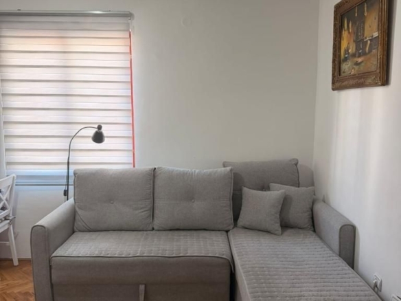 Izdavanje jednosobnog stana 38m2-Budva,Velji Vinogradi (NA DUZI PERIOD)