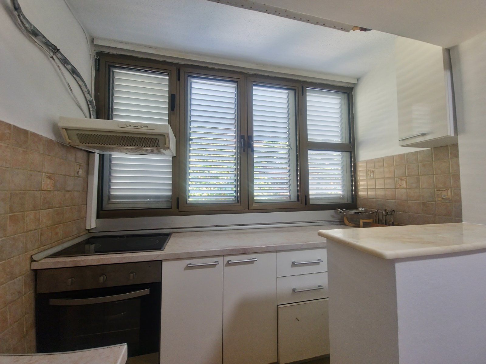 Dvosoban namesten stan 50m2 -Budva,Velji Vinogradi (Izdavanje NA DUZI PERIOD)