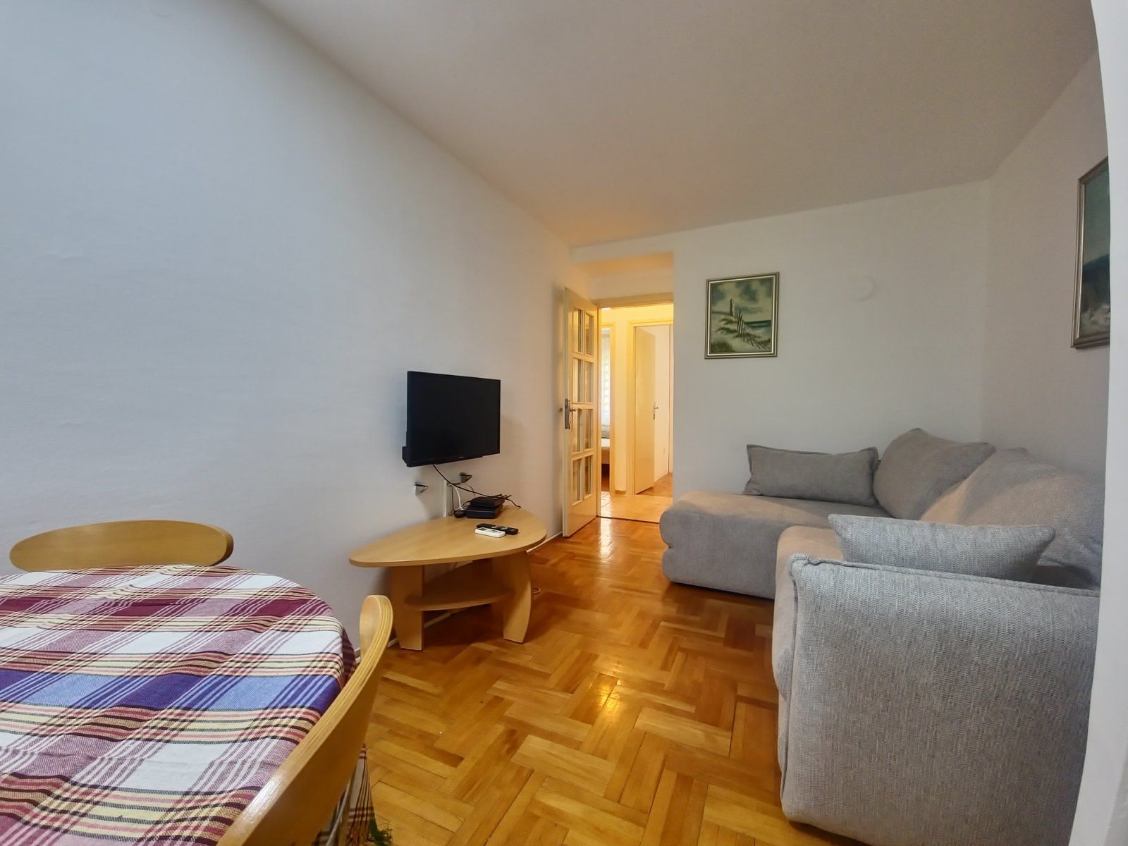 Dvosoban namesten stan 50m2 -Budva,Velji Vinogradi (Izdavanje NA DUZI PERIOD)