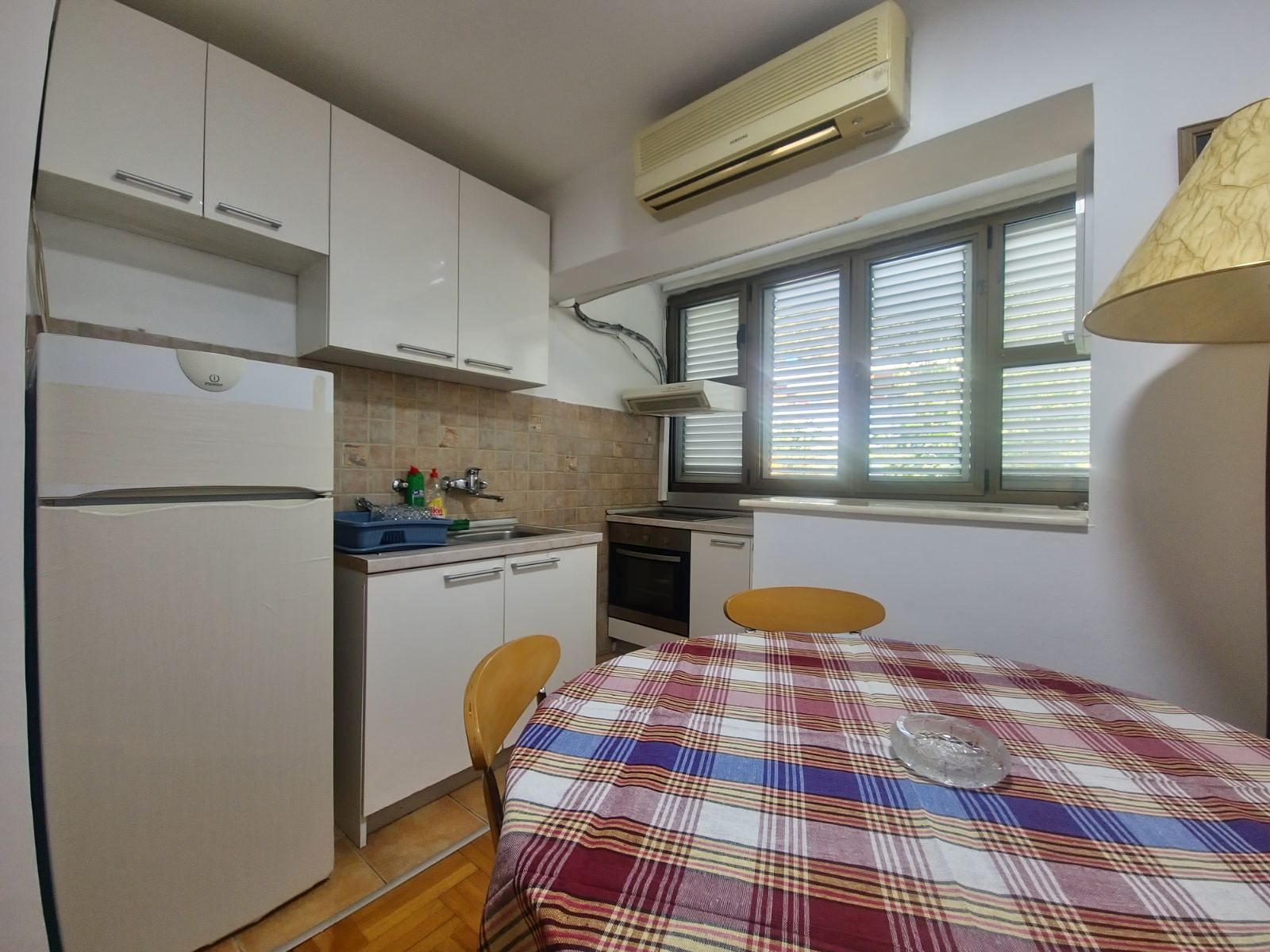 Dvosoban namesten stan 50m2 -Budva,Velji Vinogradi (Izdavanje NA DUZI PERIOD)