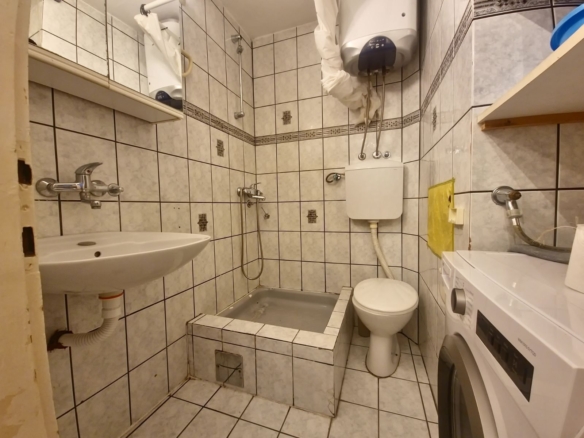 Dvosoban namesten stan 50m2 -Budva,Velji Vinogradi (Izdavanje NA DUZI PERIOD)