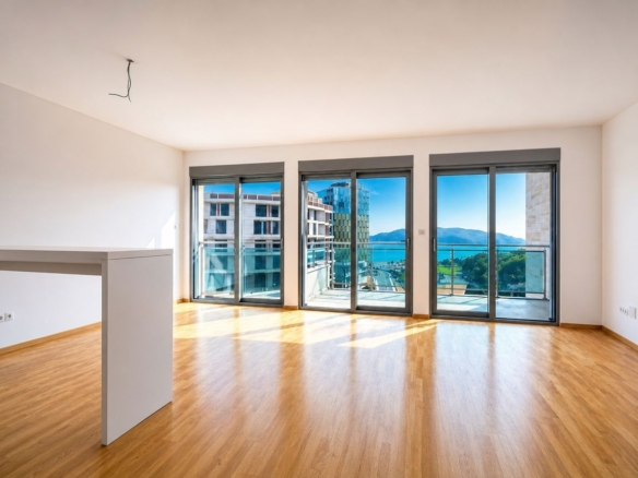 Dvosoban stan 87 m² sa pogledom na more, 100 m od plaže – Bečići
