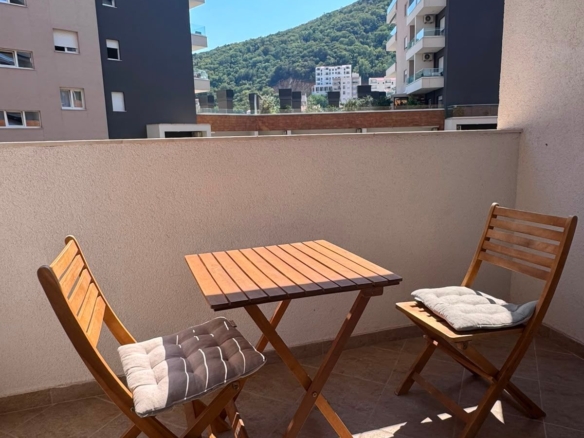 Dvosoban moderno opremljen stan 69m2 -The Old Bakery,Budva