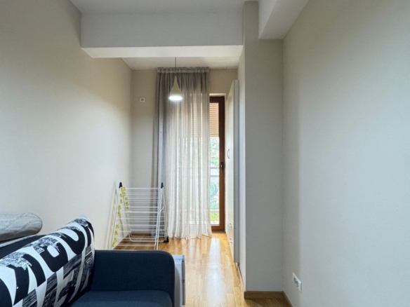 Trosoban stan 95m² sa parking mestom– Podgorica (IZDAVANJE NA DUZI PERIOD)