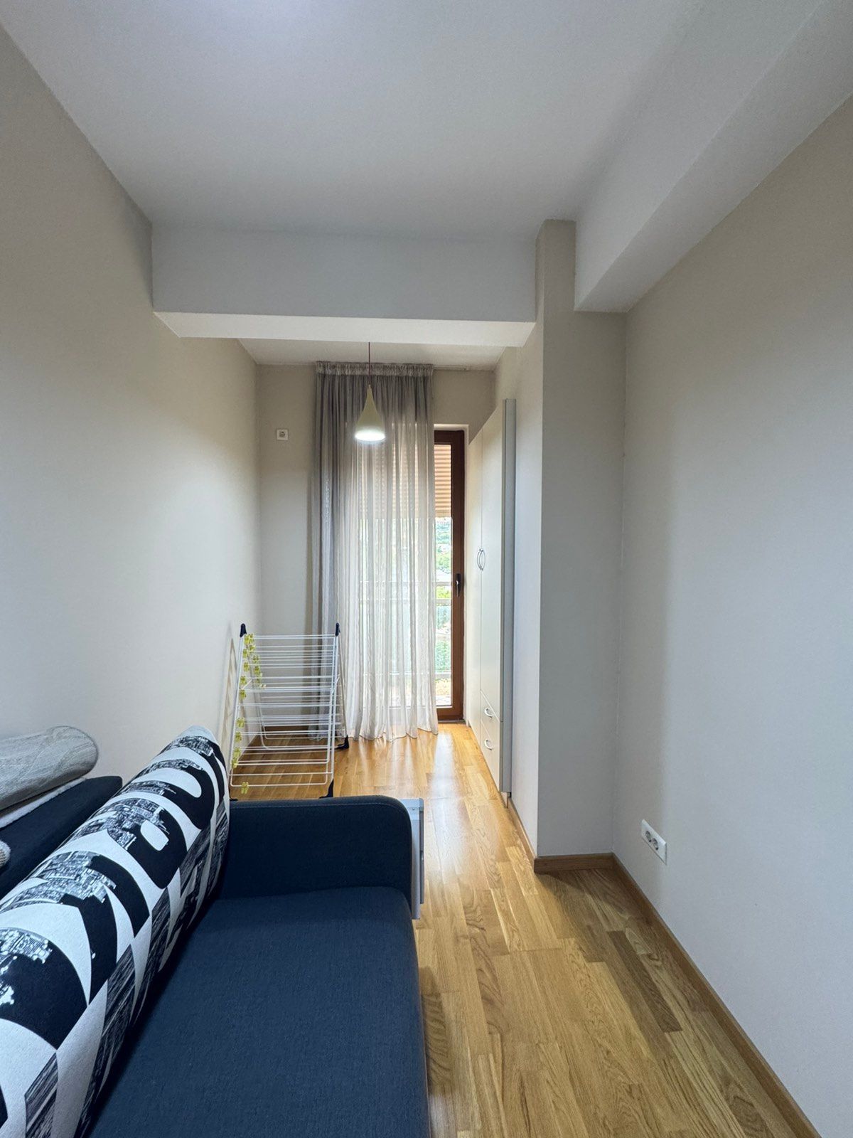 e2b26ecd-77bc-4a02-a6a4-f6494a340d4a Trosoban stan 95m² sa parking mestom– Podgorica (IZDAVANJE NA DUZI PERIOD)