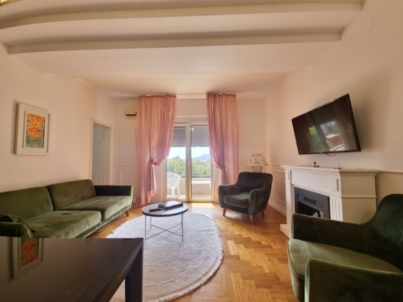 Izdavanje namještenog jednosobnog stana 42m2 – Budva, Podmaine (IZDAVANJE NA DUZI PERIOD)