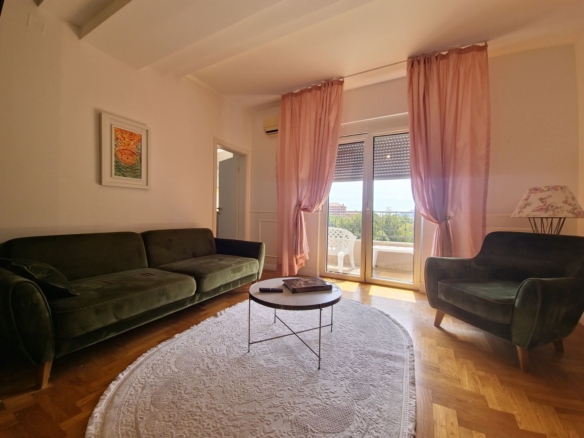 Izdavanje namještenog jednosobnog stana 42m2 – Budva, Podmaine (IZDAVANJE NA DUZI PERIOD)