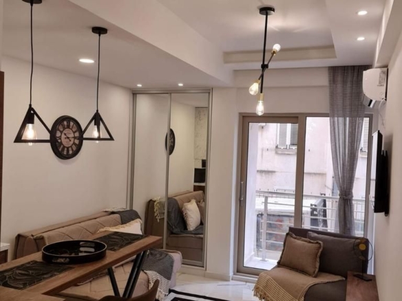 Izdavanje garsonjere na atraktivnoj lokaciji– Budva | Na period od 15.09.2026 do 15.06.2027